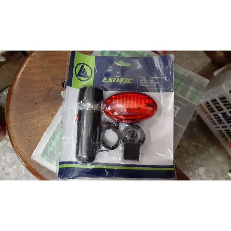 lampu sepeda set muka belakang + baterai Exotic G715