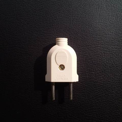 Steker Gepeng Pipih Jantan Visalux