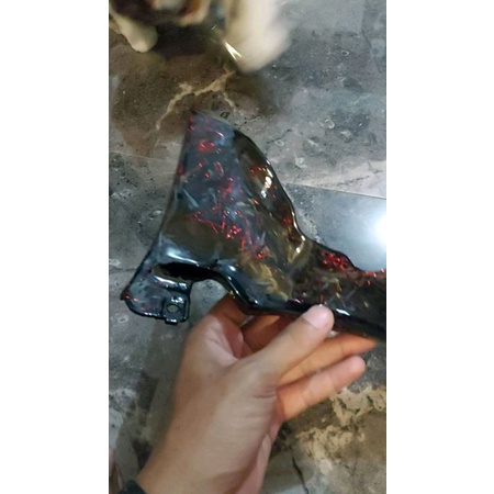 Pemisah Jok / Tengah Jok R15V3 R15new Allnew R15 Karbon Forget Merah