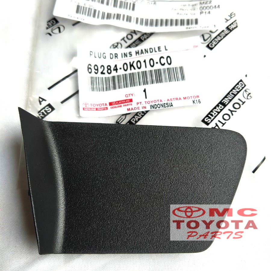 Tutup Cover Baut Handle Dalam Kiri Innova Fortuner New 69284-0K010-C0