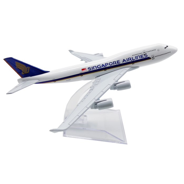 Model Pesawat Terbang Singapore Airlines Boeing 747 B747 Bahan Alloy Metal Die-cast 16CM