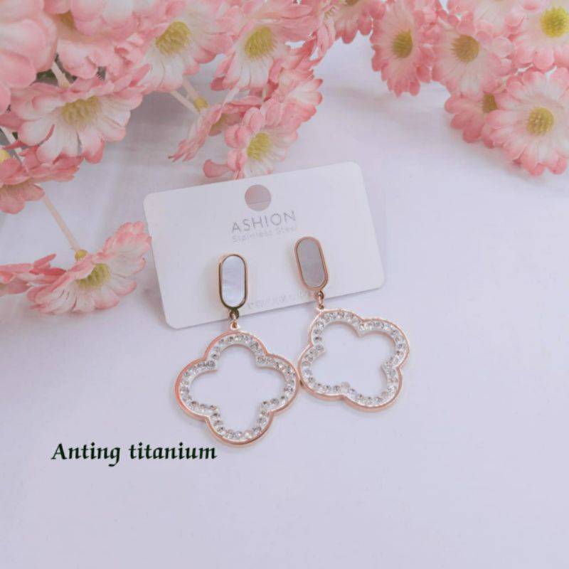 Fourfashion Anting Titanium Motif Full Permata + S158