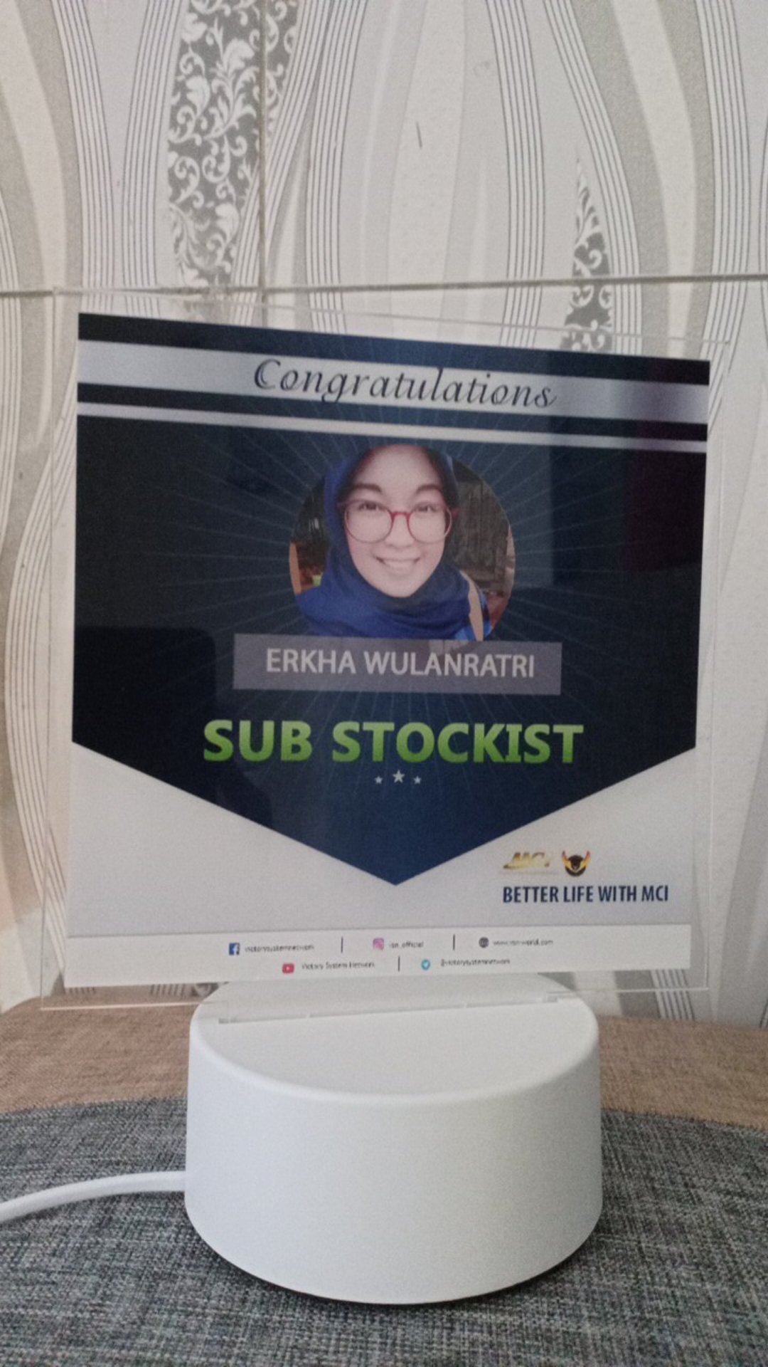 Plakat Akrilik Led Custom Murah Surabaya