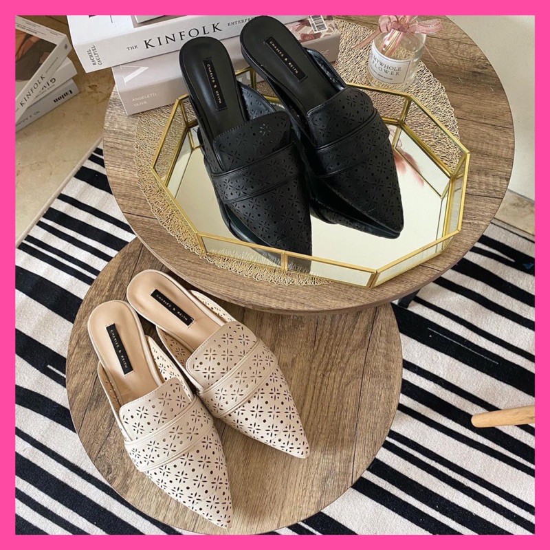 CHARLES AND KEITH (CK) - 337 (SANDAL) WANITA