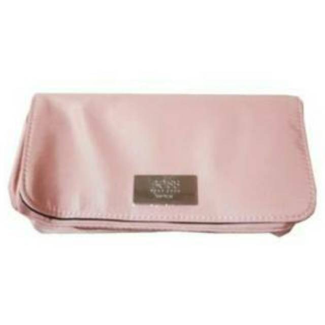 Pouch HUGO BOSS MA VIE with 3 pcs MAKE UP BRUSH dompet kosmetik