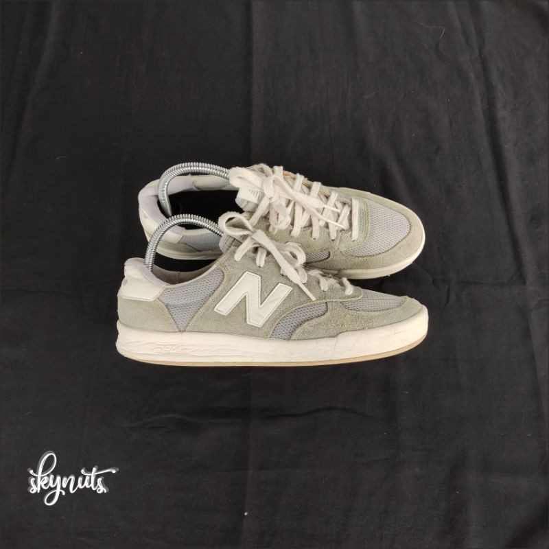 14 . New Balance Numeric 300 Grey White N