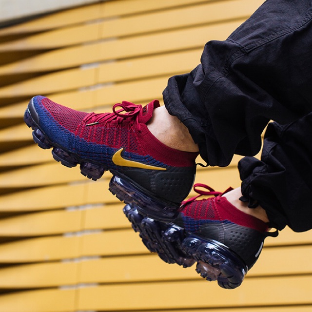 vapormax flyknit 2 team red