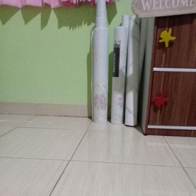 Wallpaper Dinding Klasik Bunga Shabby Mewah Gold Pink Merah Cream Ornament