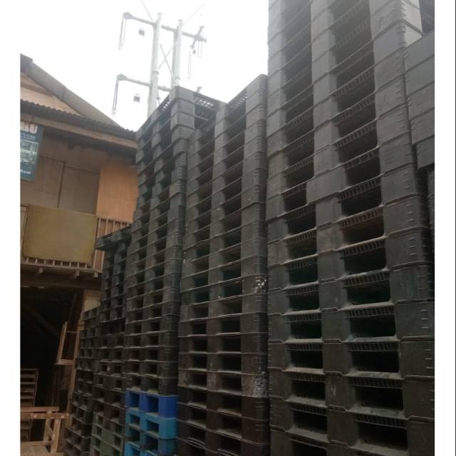 PALET PLASTIK PALET BEKAS