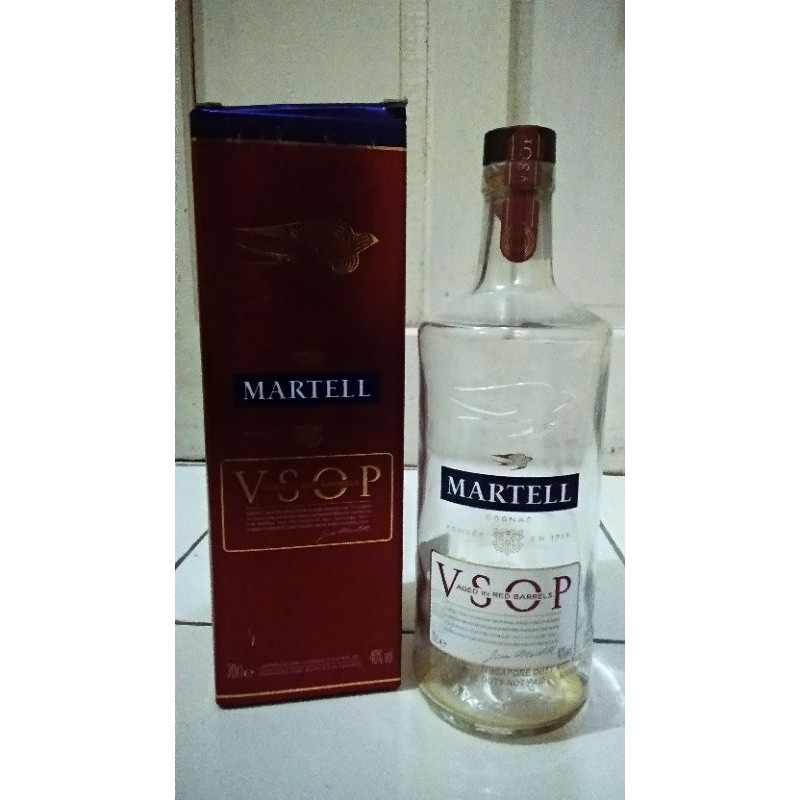 Jual Botol Bekas Martell VSOP Red Barrel - 700 ml ( LENGKAP DENGAN BOX )