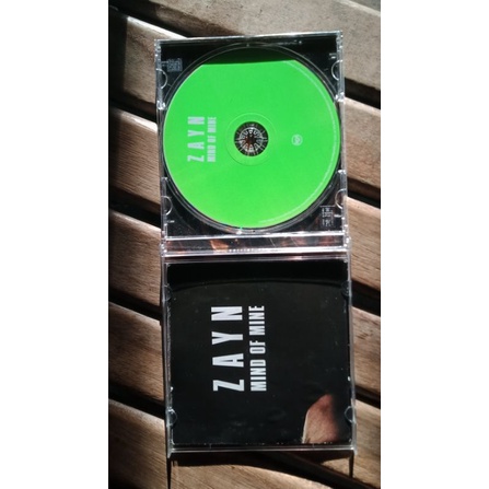 ALBUM ONE DIRECTION ,ZAYN MALIK,UP ALL NIGHT,MIND OF MINE,PRELOVED