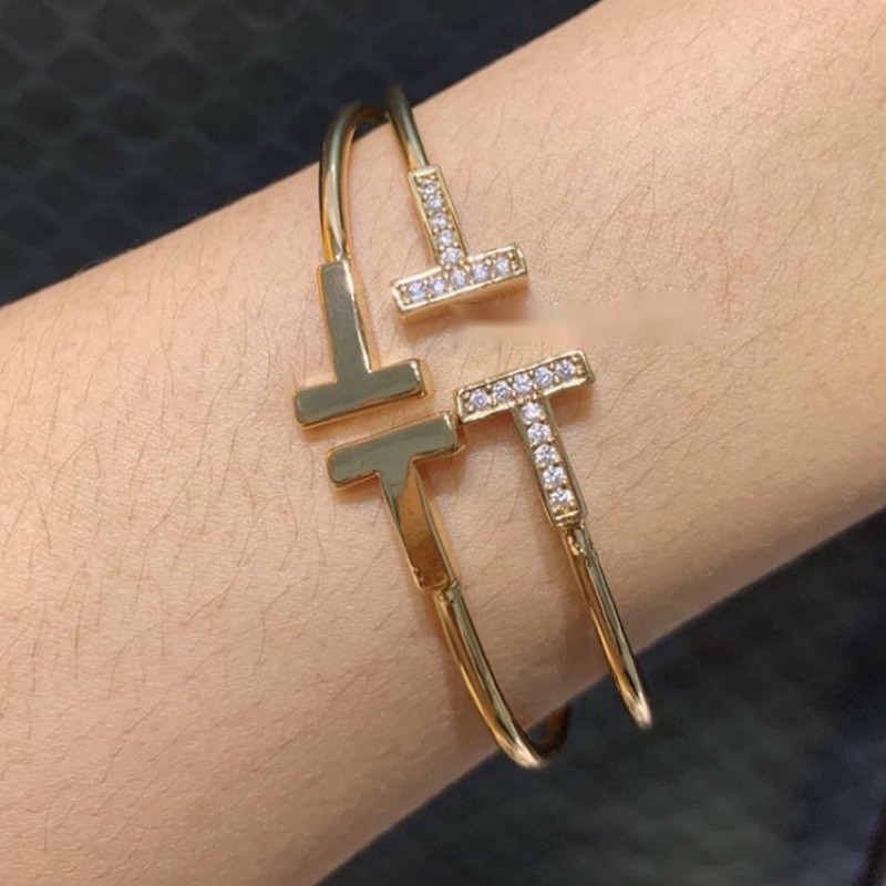 Gelang Titanium Lapis Emas