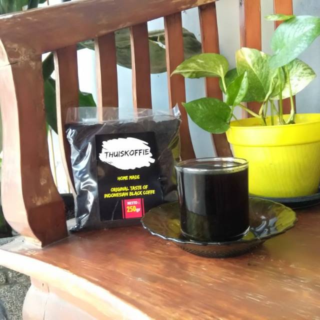 

Kopi Hitam Bubuk 250g