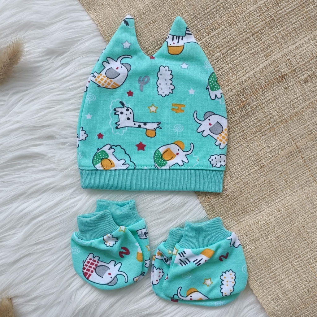 Set topi sarung tangan kaki bayi printing premium