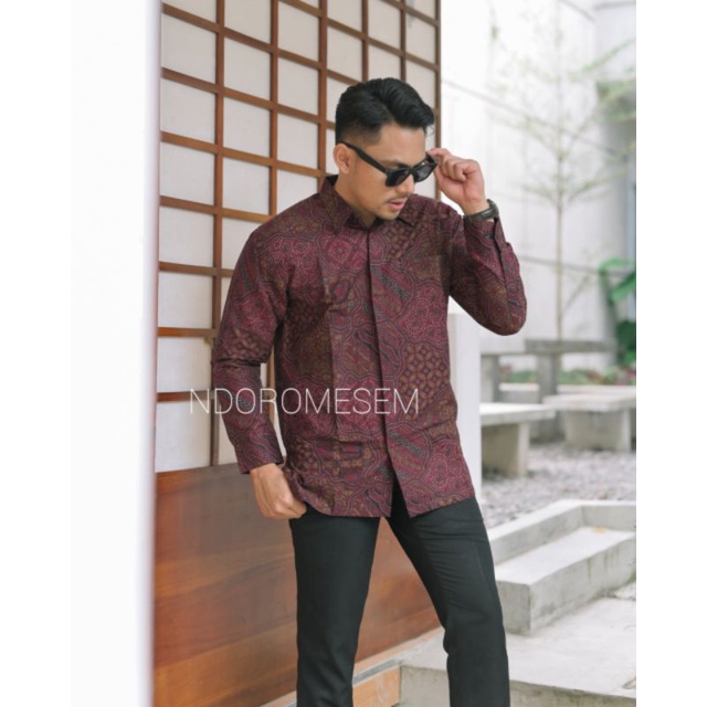 Batik sekarjagad merah katun halus full furing