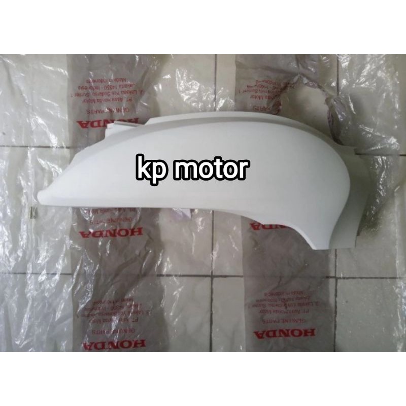 Cover body kanan scoopy 2021-2023 original