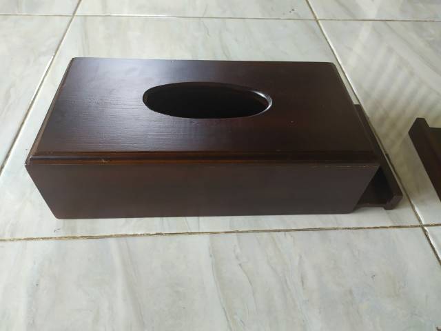 Walnut Tissue Box / Kotak Tisu Kayu / Tempat Tissue / Tissue Box Kayu