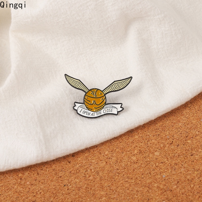 Bros Pin Enamel Desain Golden Snitch I Open At The Close Magic Spells Harry Magic Untuk Hadiah Anak
