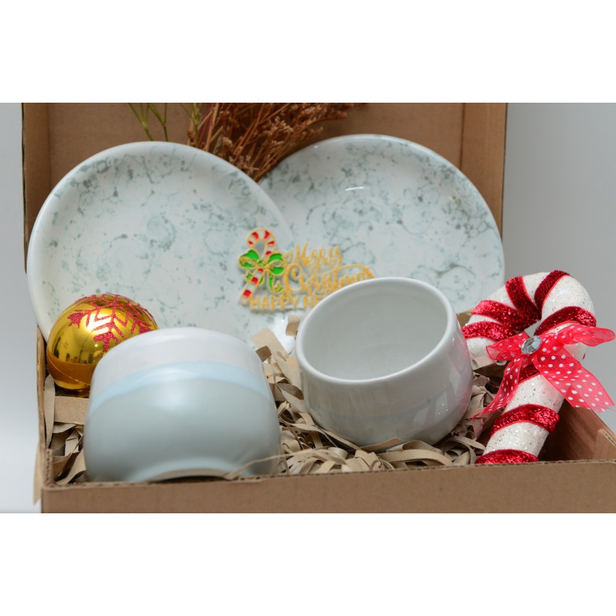 

Parcel Hampers Agung Keramik |Parcel Natal Wedding Ultah Lebaran (T-1)