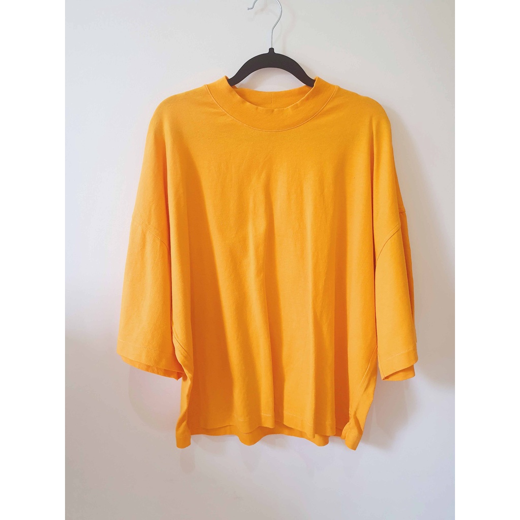 Preloved Uniqlo U Oversized Orange T Shirt