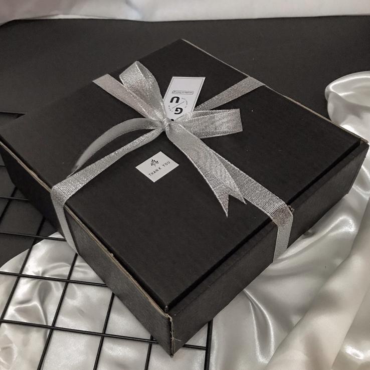

12.12 PROMO BRAND EXCLUSIVE MEN GIFT BOX/ HAMPERS COWO/ KADO WISUDA/ BIRTHDAY OUTFIT SERIES murah
