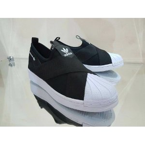 sepatu adidas wanita slip on