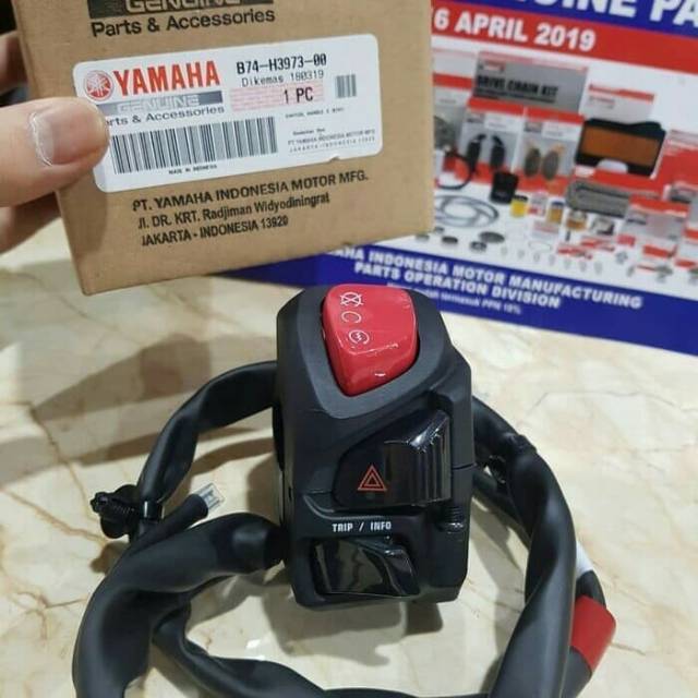 SAKLAR KANAN X MAX 250 ASLI ORI YAMAHA B74-H3973-00