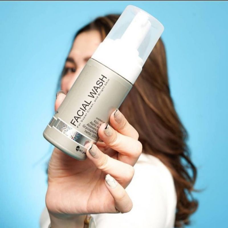 FACIAL WASH MS GLOW ORI