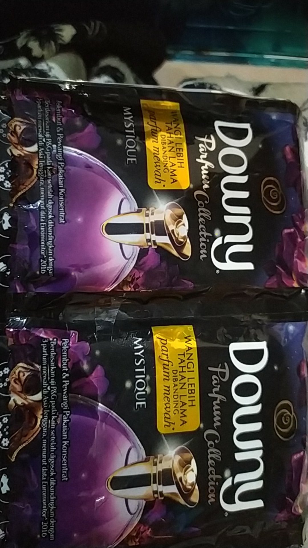 Downy Mystique Renceng @500 Sachet (1 Renceng Isi 24 Pcs)