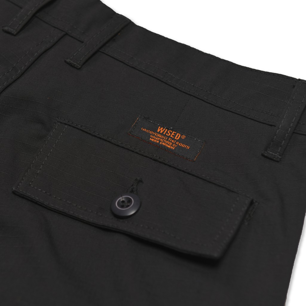 WISED | KOPS BLACK | SHORT CARGO PANTS