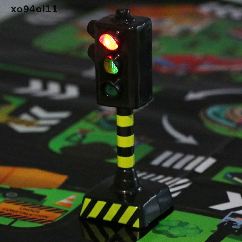 Xo Mainan puzzle Lampu Lalu Lintas urban 11.5cm Dengan Musik Untuk Anak