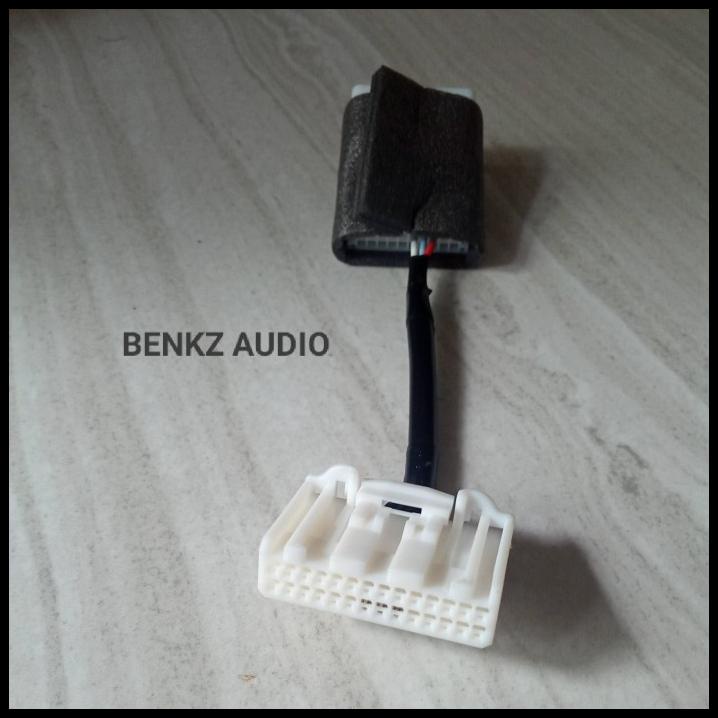 Soket Remot Stir Headunit Toyota 28 Pin Male Ke 20 Pin Female Original