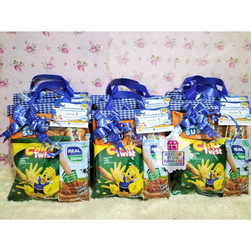 Bingkisan Snack Ultah MINI / Parcel ultah anak / snack ultah surabaya / Bingkisan Snack Ultah Murah / Snack 7000 / Goodiebag Snack Termurah