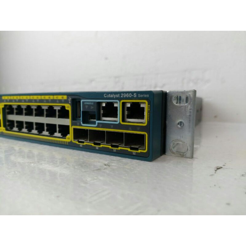 Cisco 2960S WS-C2960S-48TS-L V03 48 Port Gigabit Ethernet Switch