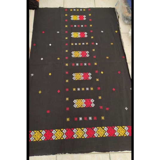 MEWAH! KAIN TENUN JEPARA MOTIF TORAJA PABINTIK