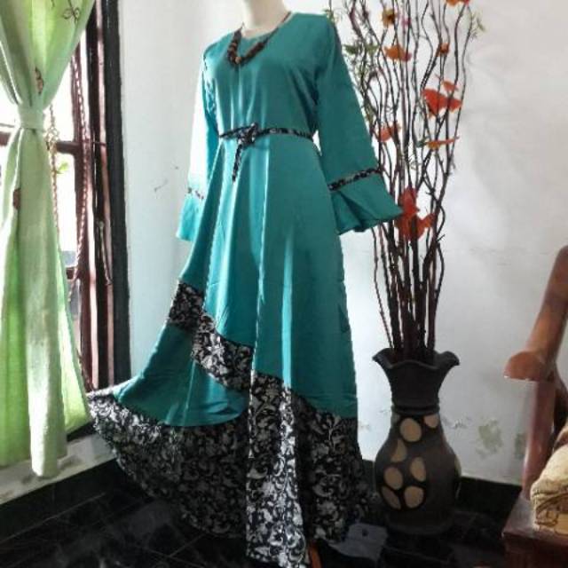 Gamis Maharani