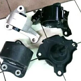 Engine Mounting Set. Crv Gen2 Manual
