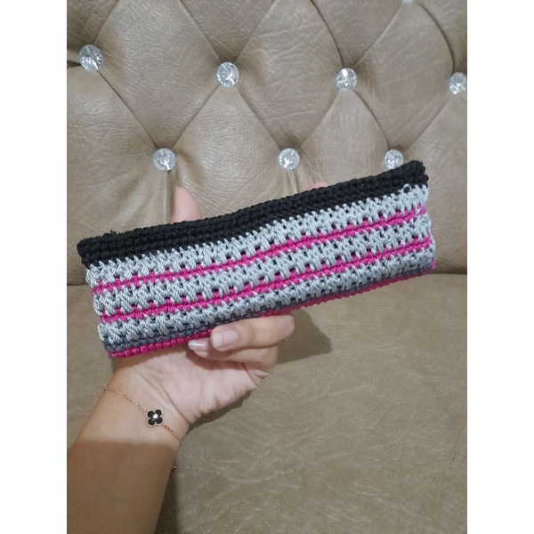 

Tempat Pensil Rajut Handmade