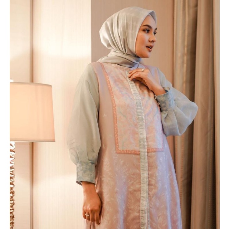 Stella Tunic Ria Miranda X Buttonscarves Xanadu Series