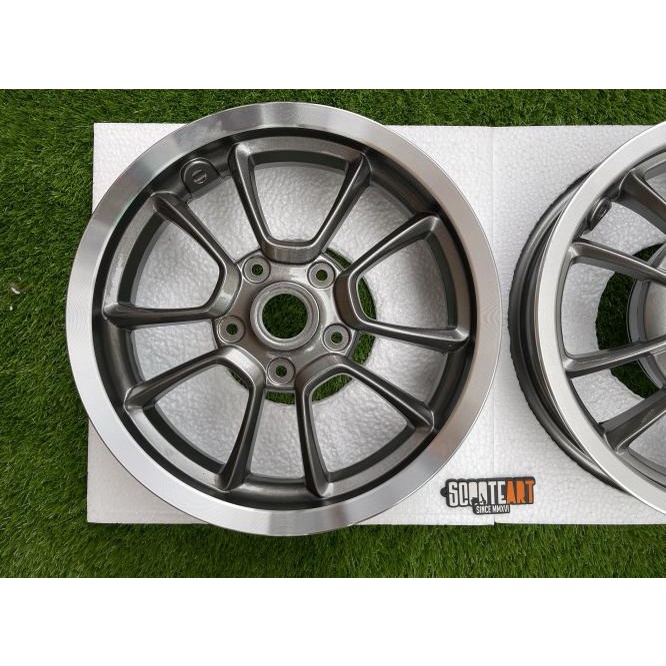 Velg Primavera Yatch Gunmetal Original Piaggio R12 Vespa Sprint Prima