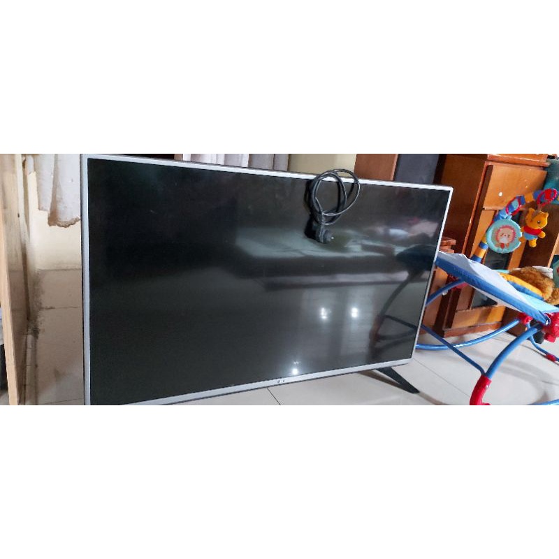 LG WebOS TV Smart+ 43 Inch Preloved