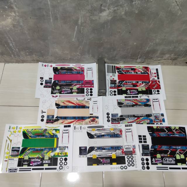 Papercraft PO Bus Indonesia