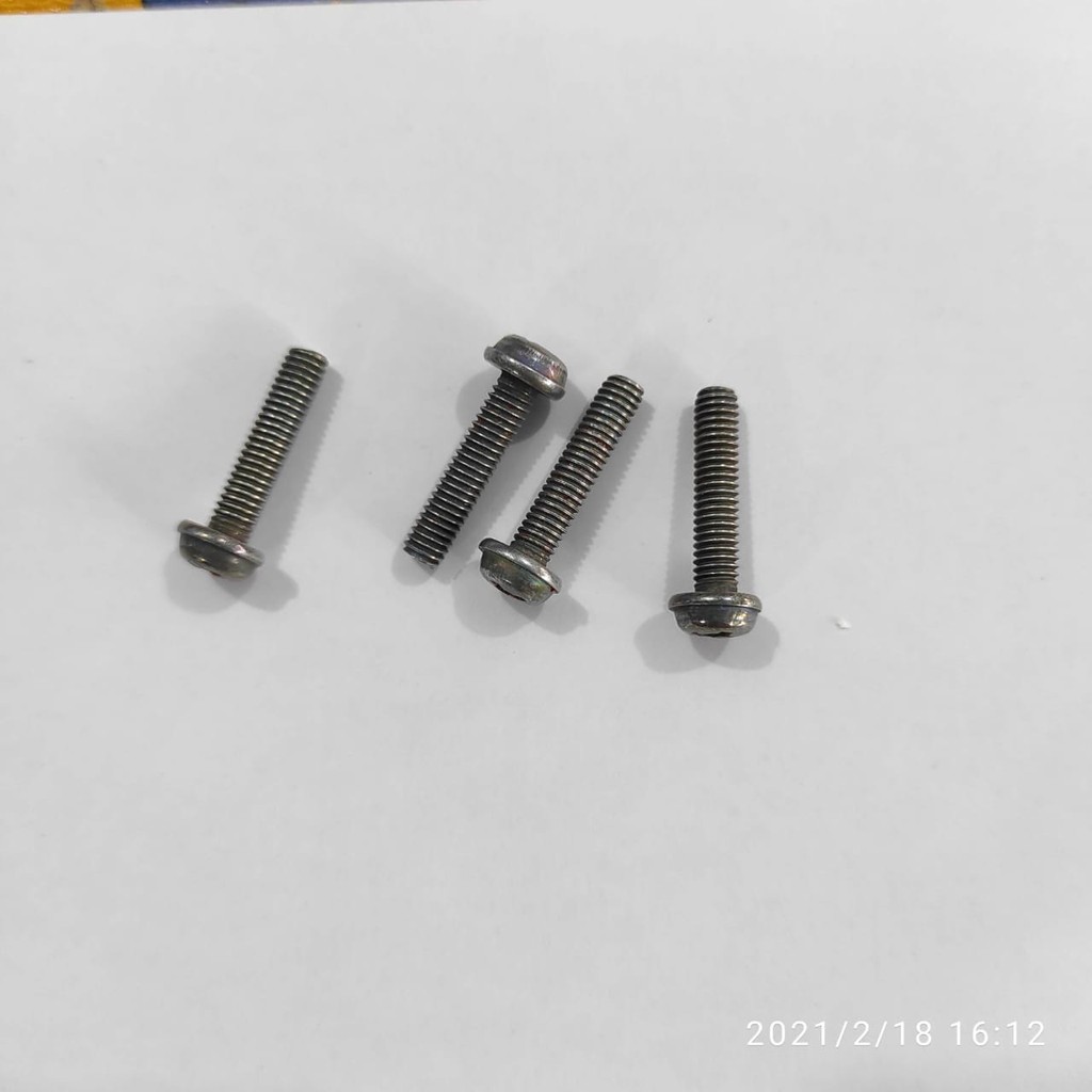 Baut Kaki TV LED LG 70UM73 70UM7300