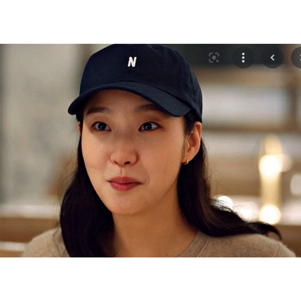 Topi Huruf N Yang Dipake Oh In Joo Di Little Woman Kim Go Eun Drama Korea Drakor Kdrama Baseballcap Inisial