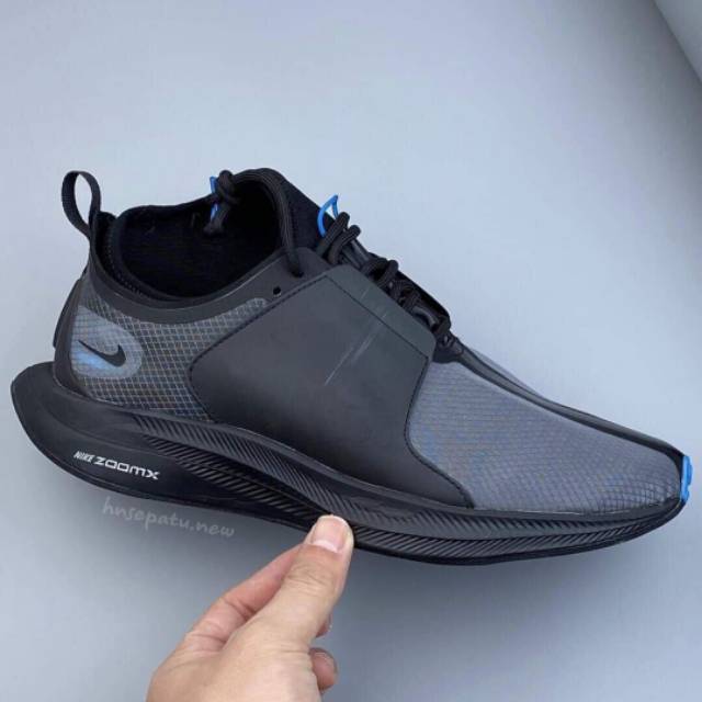 nike zoom black and blue