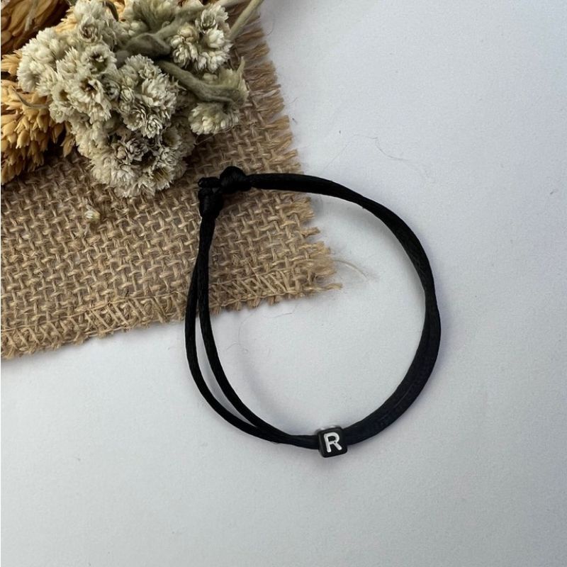 GELANG TALI KULIT HURUF R