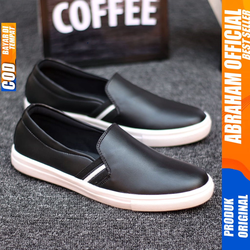 Abraham Nue - Sepatu Slip On Santai Casual Hitam Pria Original