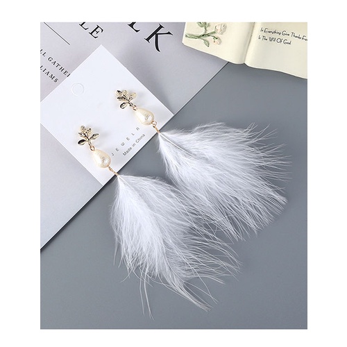 LRC Anting Tusuk Fashion Feather Pearl Alloy Leaf Stud Earrings Y63774