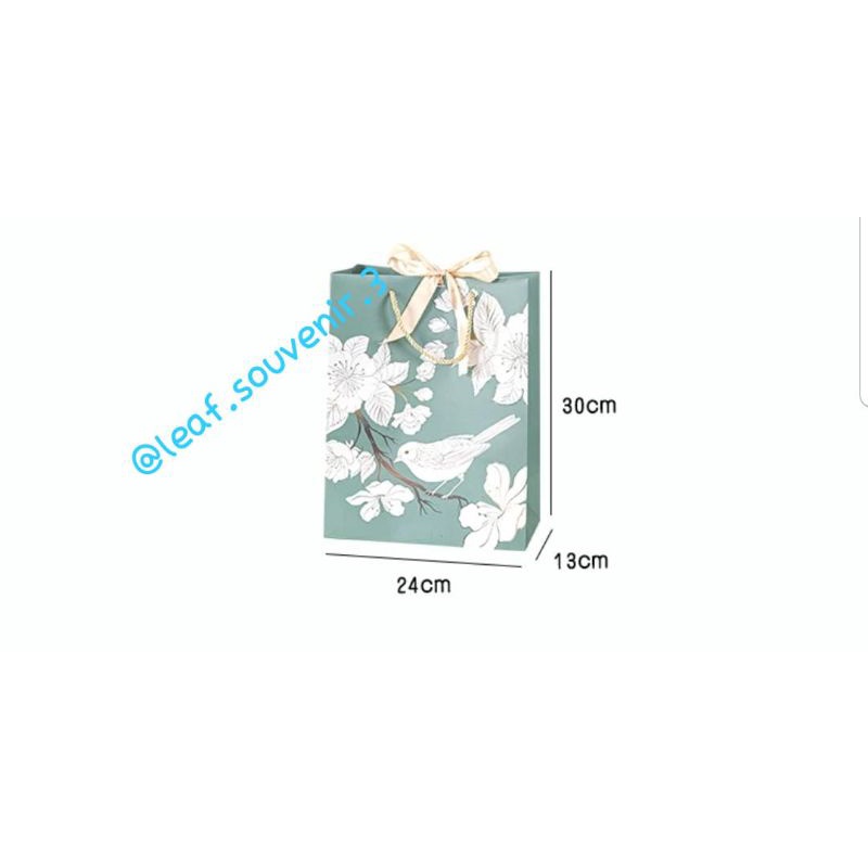 

Paperbag motif bunga klasik kado elegan paperbag daun burung musim semi flower paperbag
