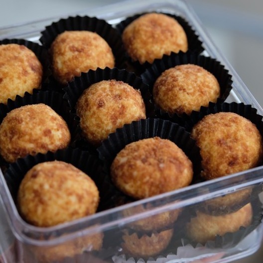 

Palm Sugar Cheese Cookies | Kue Kering Gula Palem Keju Parmesan Premium